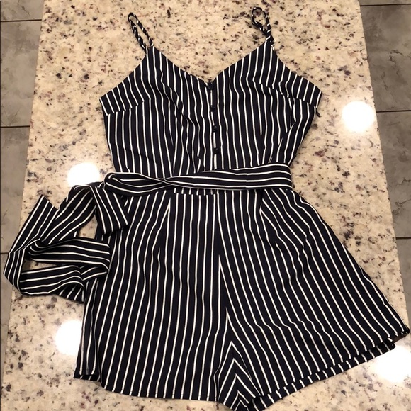 Romper - Picture 1 of 2